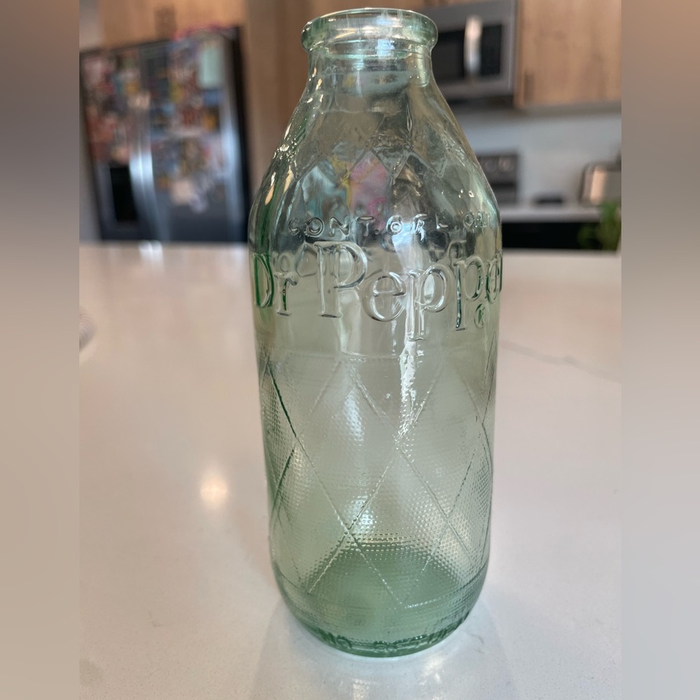 VTG 60s Antique Dr. Pepper Green Glass 6 oz. Soda Bottle